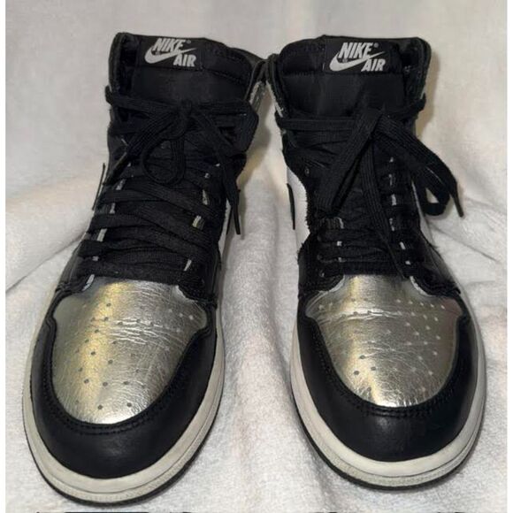 Air Jordan 1 High OG 'Silver Toe' Women's Size 9 Pre-owned Sneakers - Picture 2 of 8